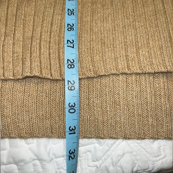 H&M turtle neck sweater - Picture 7 of 8